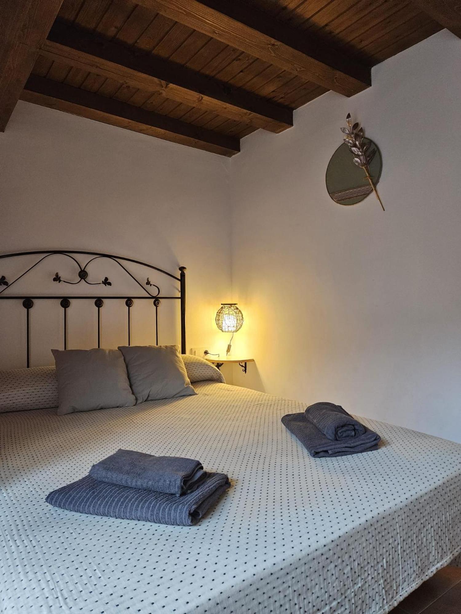 El Nido, Casa Rural Casas del Castanar Luaran gambar