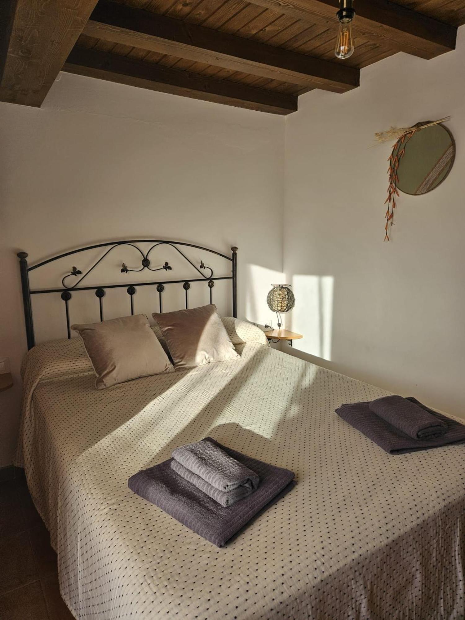 El Nido, Casa Rural Casas del Castanar Luaran gambar