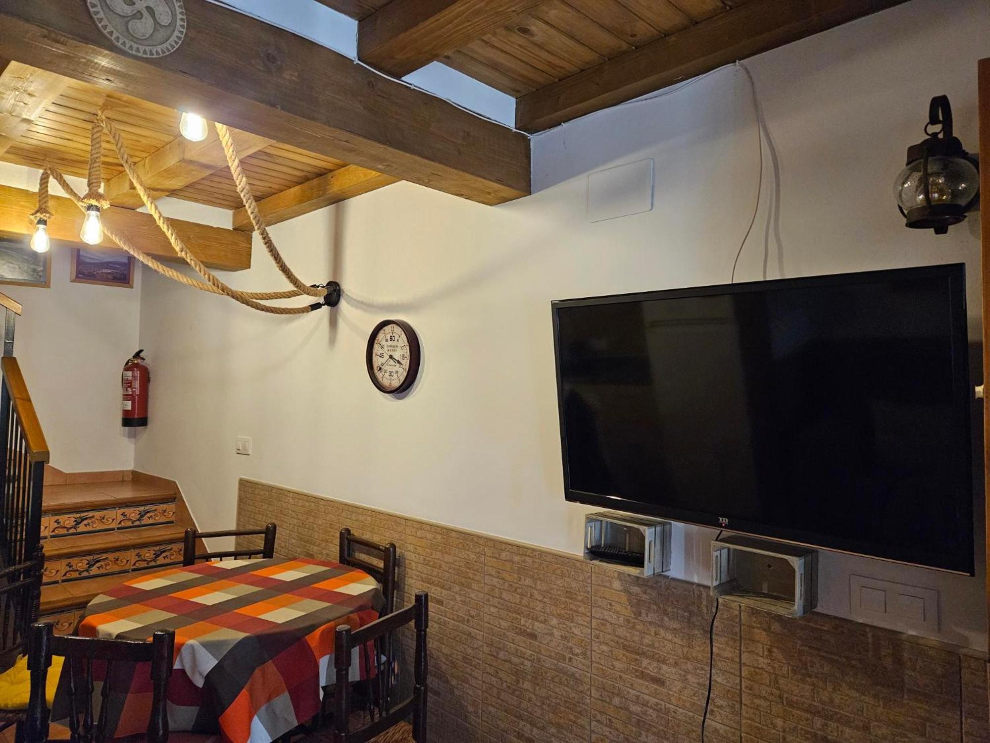 El Nido, Casa Rural Casas del Castanar Luaran gambar